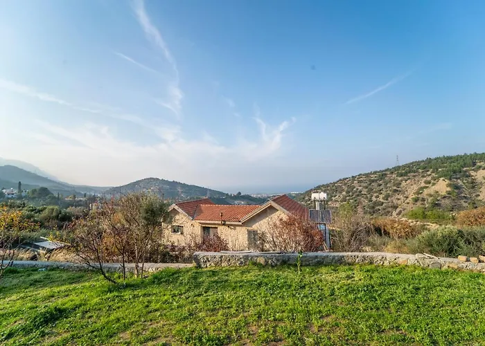Chardonnay Guest Studio Rooms With Great View For Nature Lovers