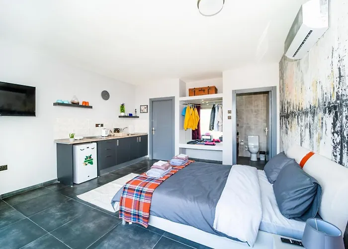 Chardonnay Guest Studio Rooms With Great View For Nature Lovers
